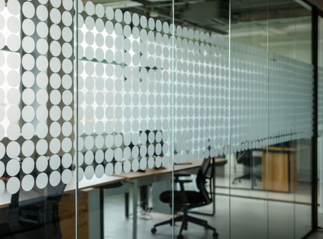 Новые пленки для стекла от ORAFOL